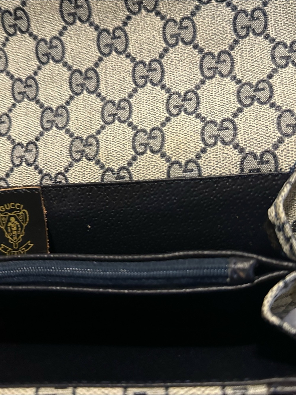 Vintage Gucci Navy & Beige GG Canvas Crossbody Red-Navy Web Stripe - Picture 7 of 9